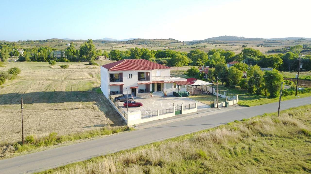Avantis Apartments Perivolia  Екстер'єр фото
